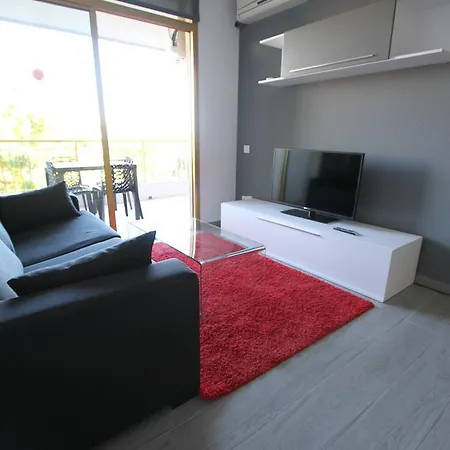 C&b Catalunya 92 Apartment *