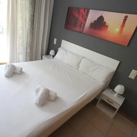 C&b Catalunya 92 Apartment